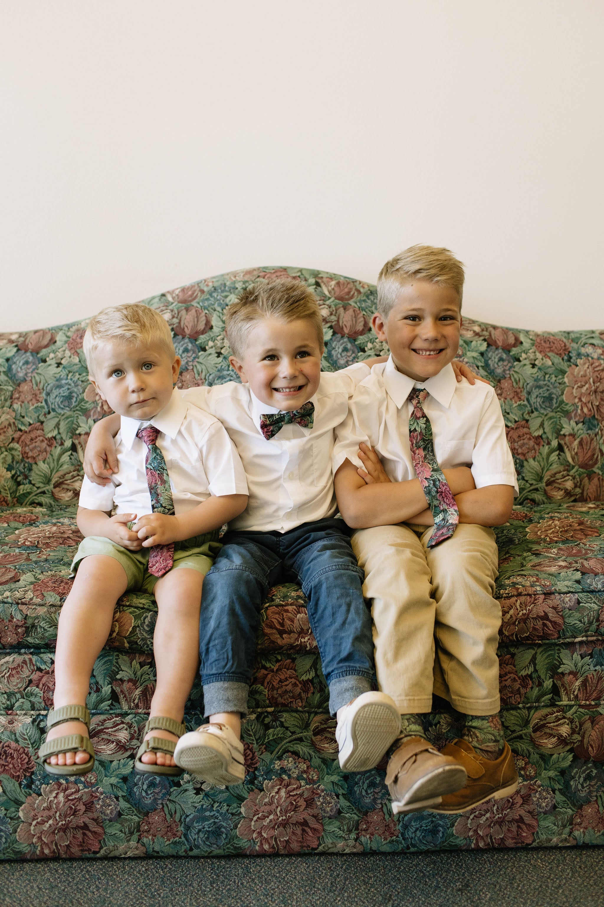 Foyer Floral - Boys Tie