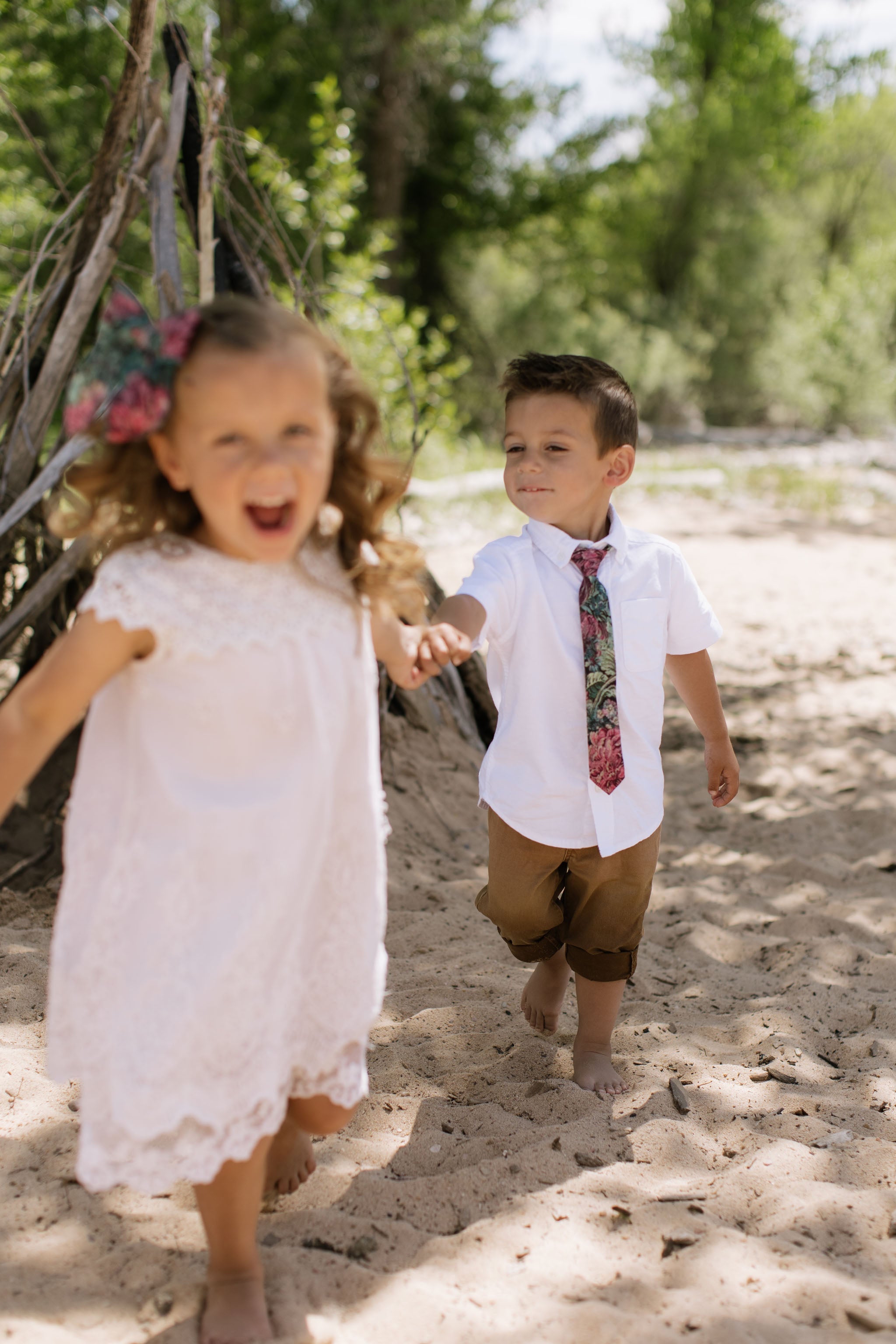 Foyer Floral - Boys Tie